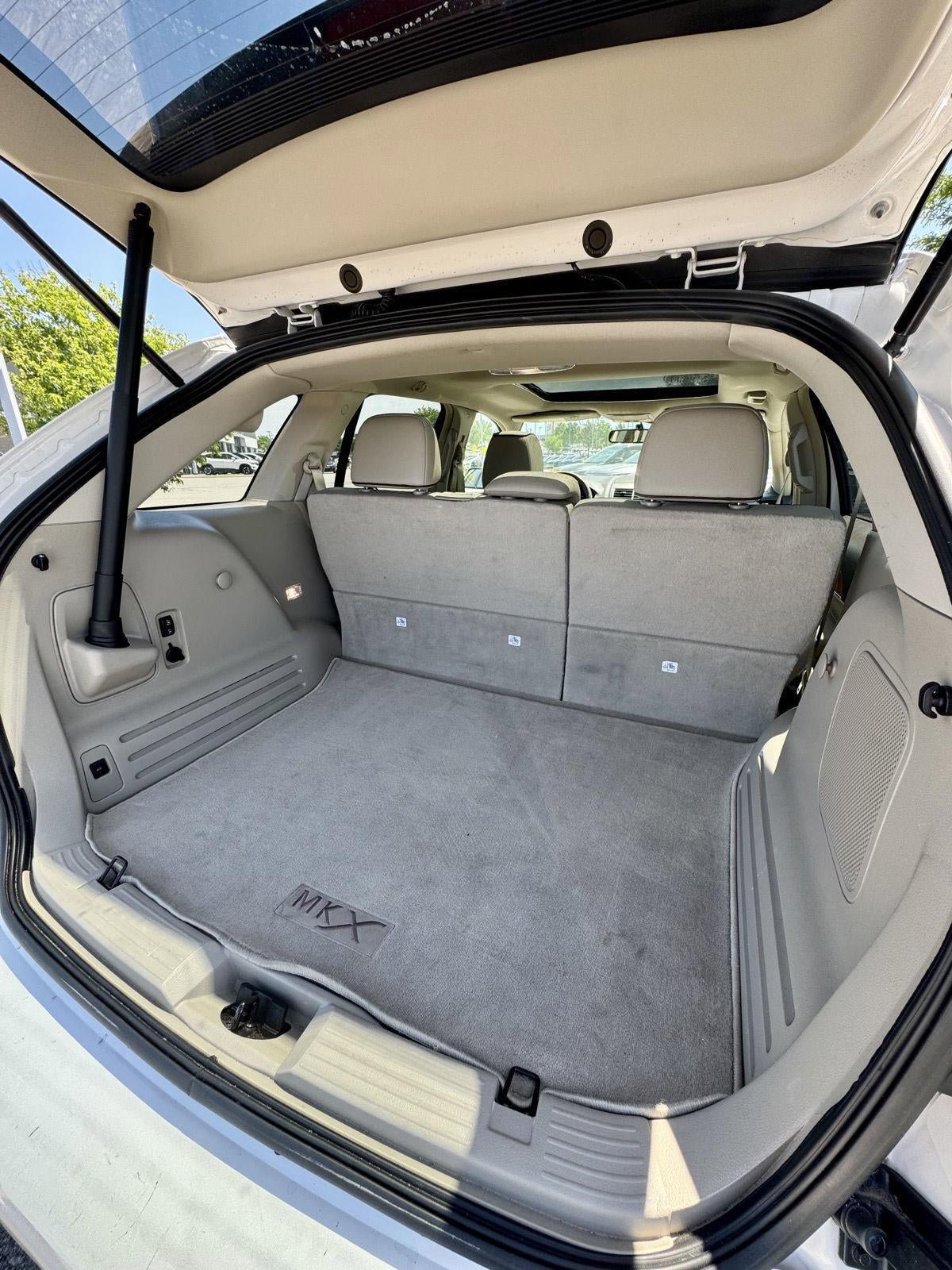 Used 2015 Lincoln MKX FWD w/ Equipment Group 101A image 9