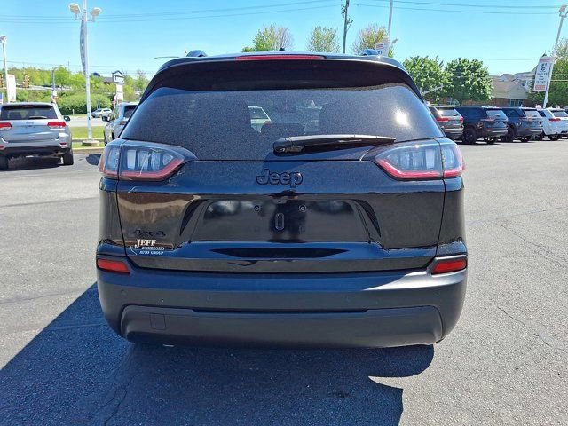 Certified 2023 Jeep Cherokee Altitude Lux AWD/4WD image 7