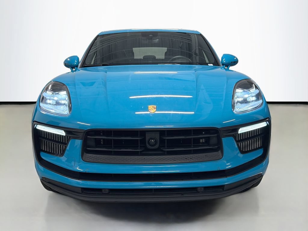 Certified 2022 Porsche Macan S AWD/4WD image 6