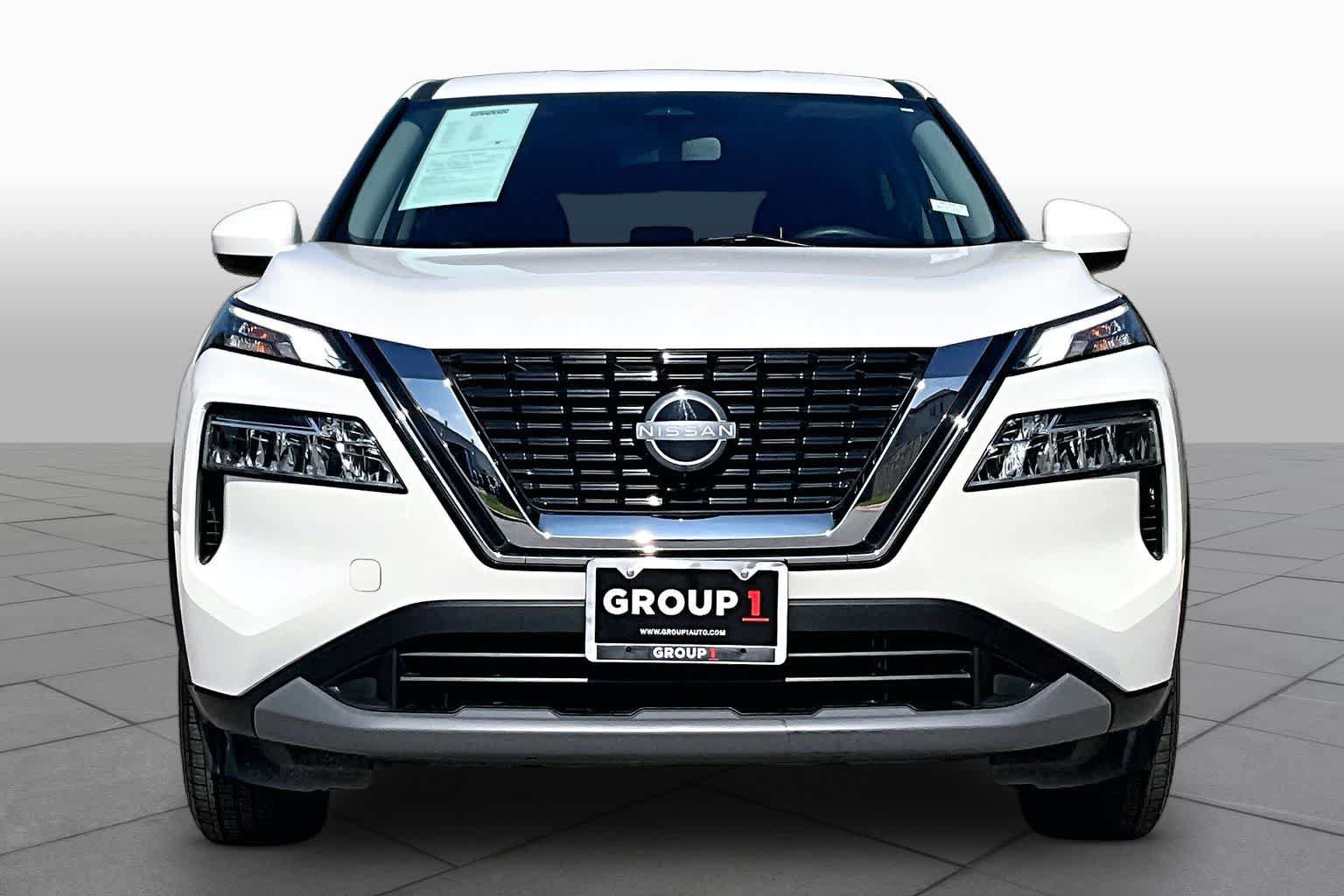Used 2023 Nissan Rogue SV AWD/4WD image 4