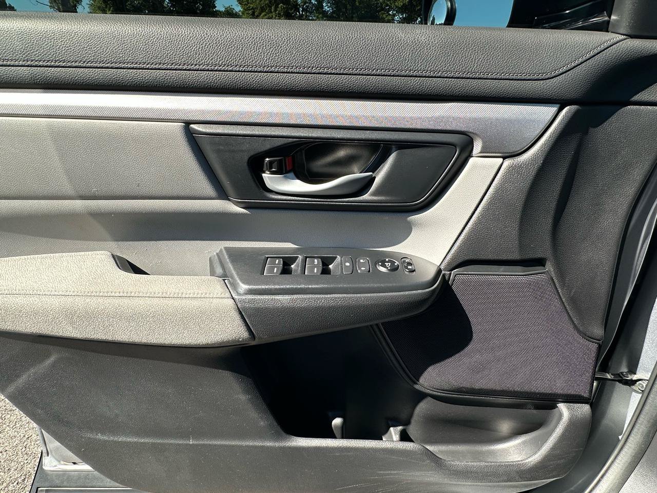 Used 2021 Honda CR-V LX image 8