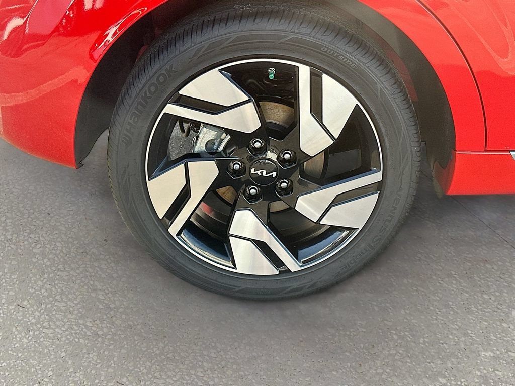 Used 2025 Kia Soul GT-Line w/ GT-Line Technology Package FWD image 32