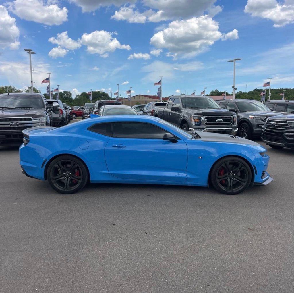 Used 2023 Chevrolet Camaro SS RWD image 14