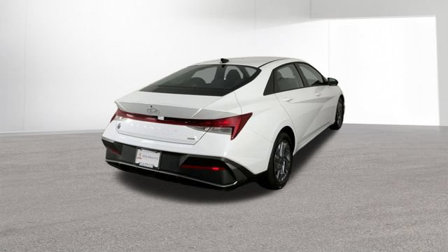 New 2026 Hyundai Elantra Hybrid FWD image 8