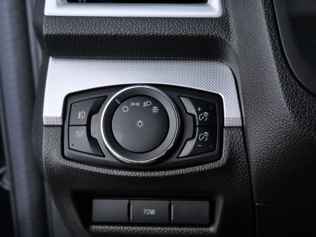 Used 2014 Ford Explorer XLT w/ Equipment Group 201A FWD image 23