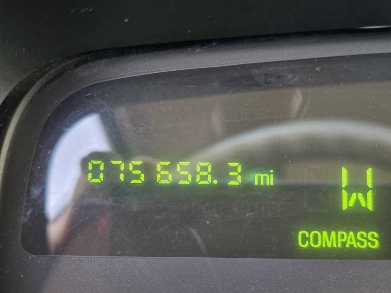 Used 2001 Lincoln Town Car Executive RWD image 11