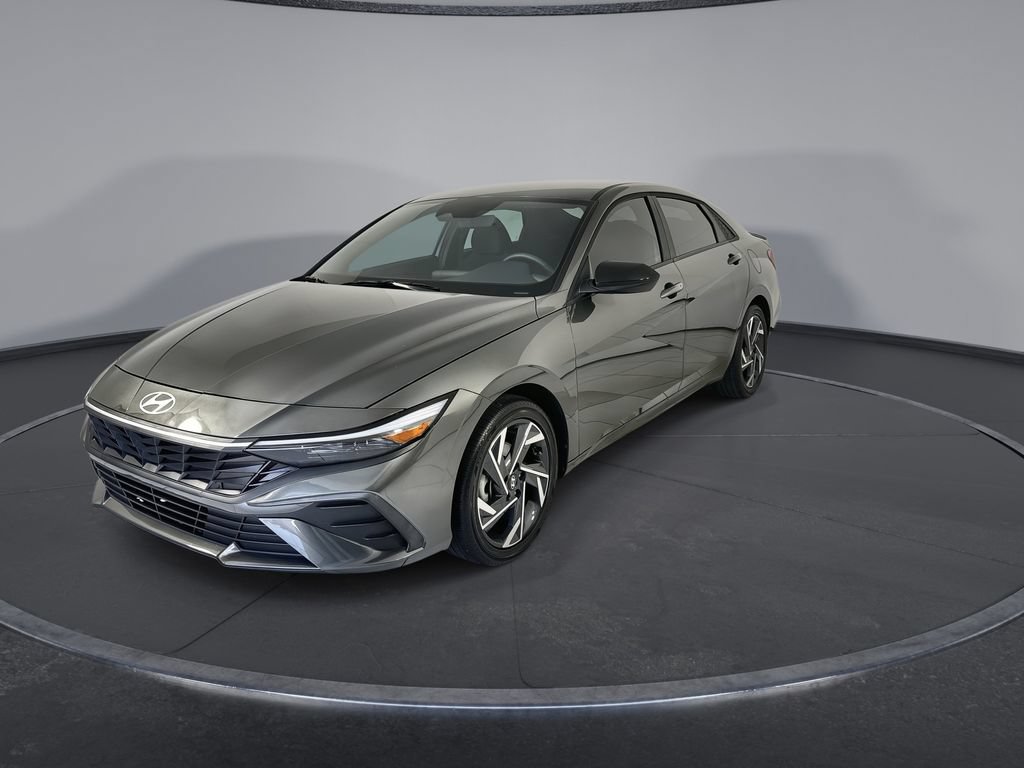 Certified 2025 Hyundai Elantra SEL FWD image 4