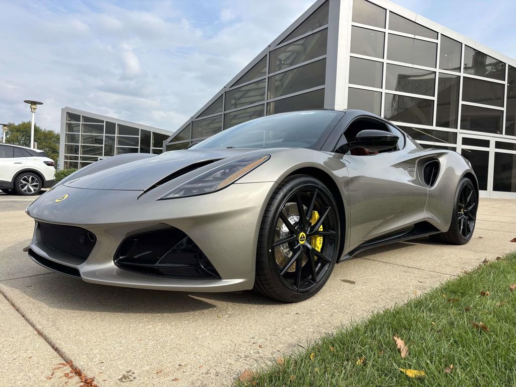 New 2025 Lotus Emira image 3