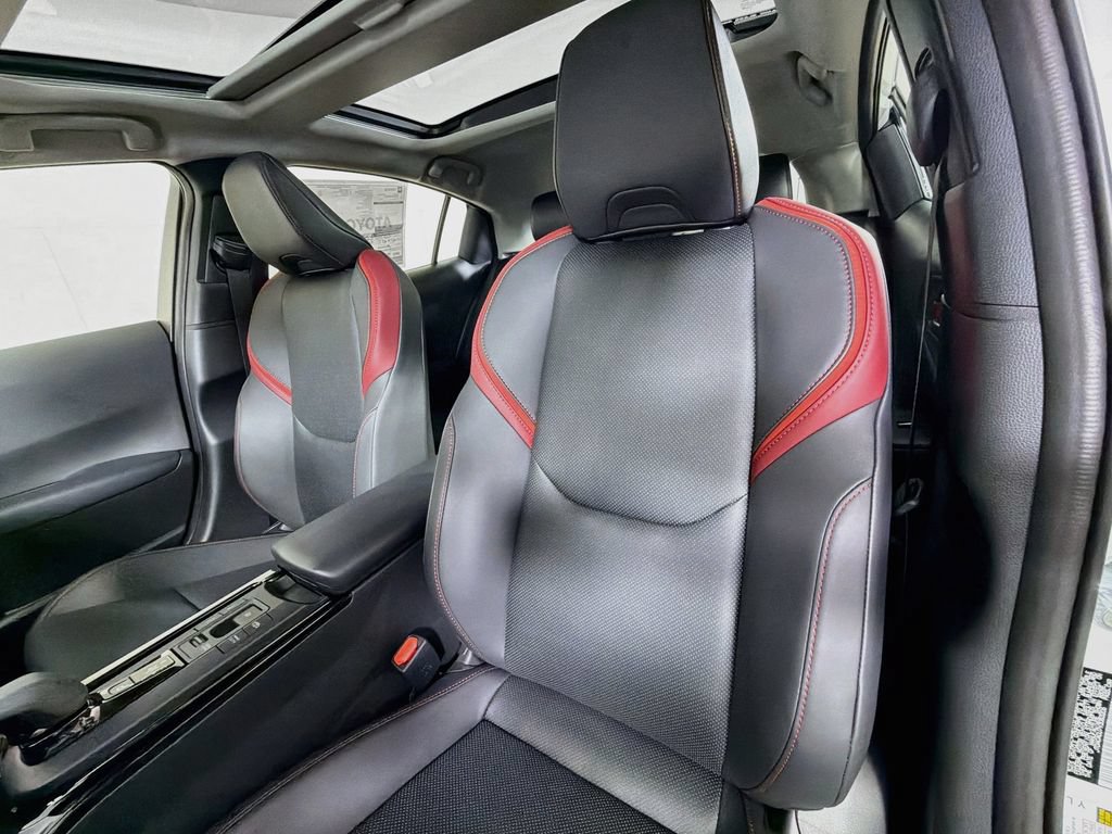New 2027 Toyota Prius Plug-In Hybrid FWD image 11