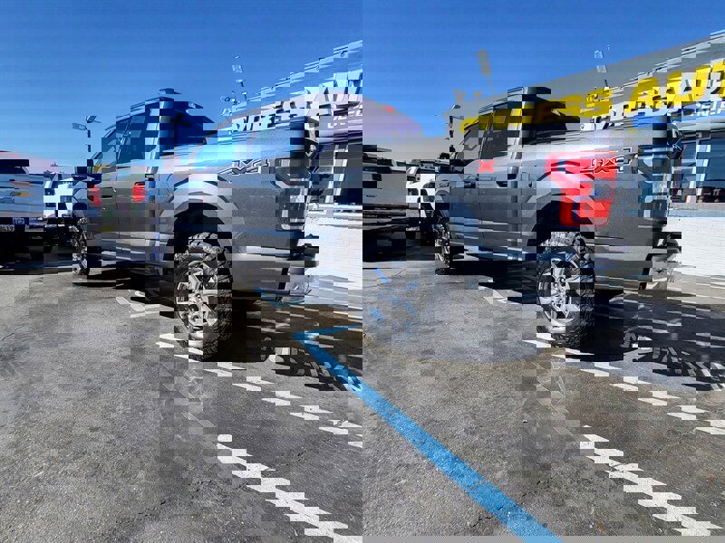 Used 2020 Ford F150 XLT image 3