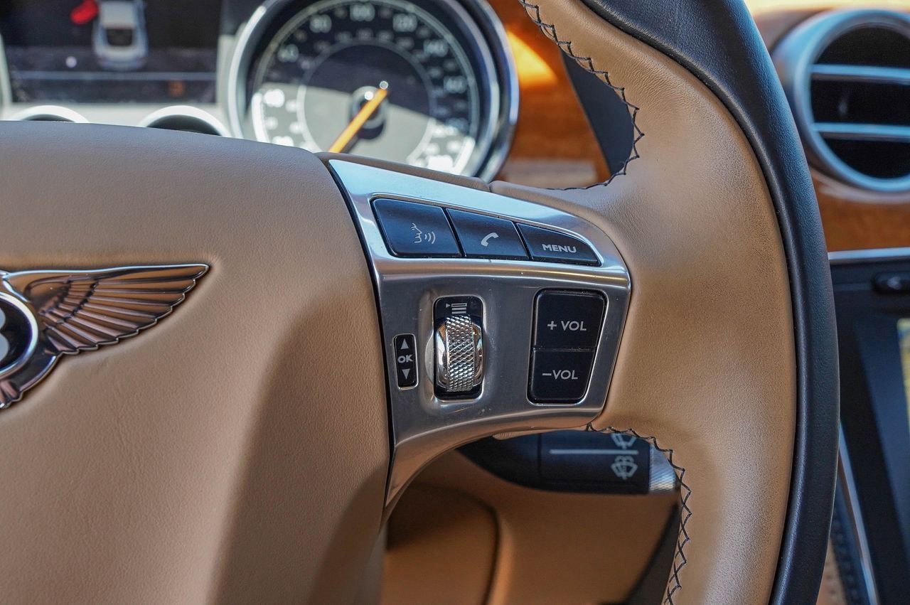 Used 2016 Bentley Continental GT image 24