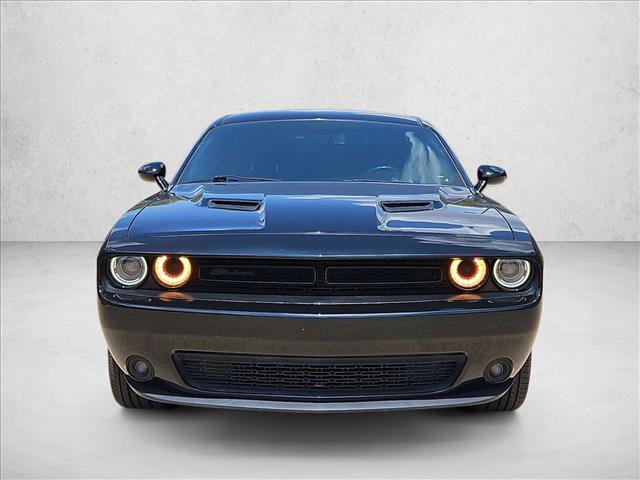Used 2019 Dodge Challenger SXT w/ Blacktop Package RWD video 2