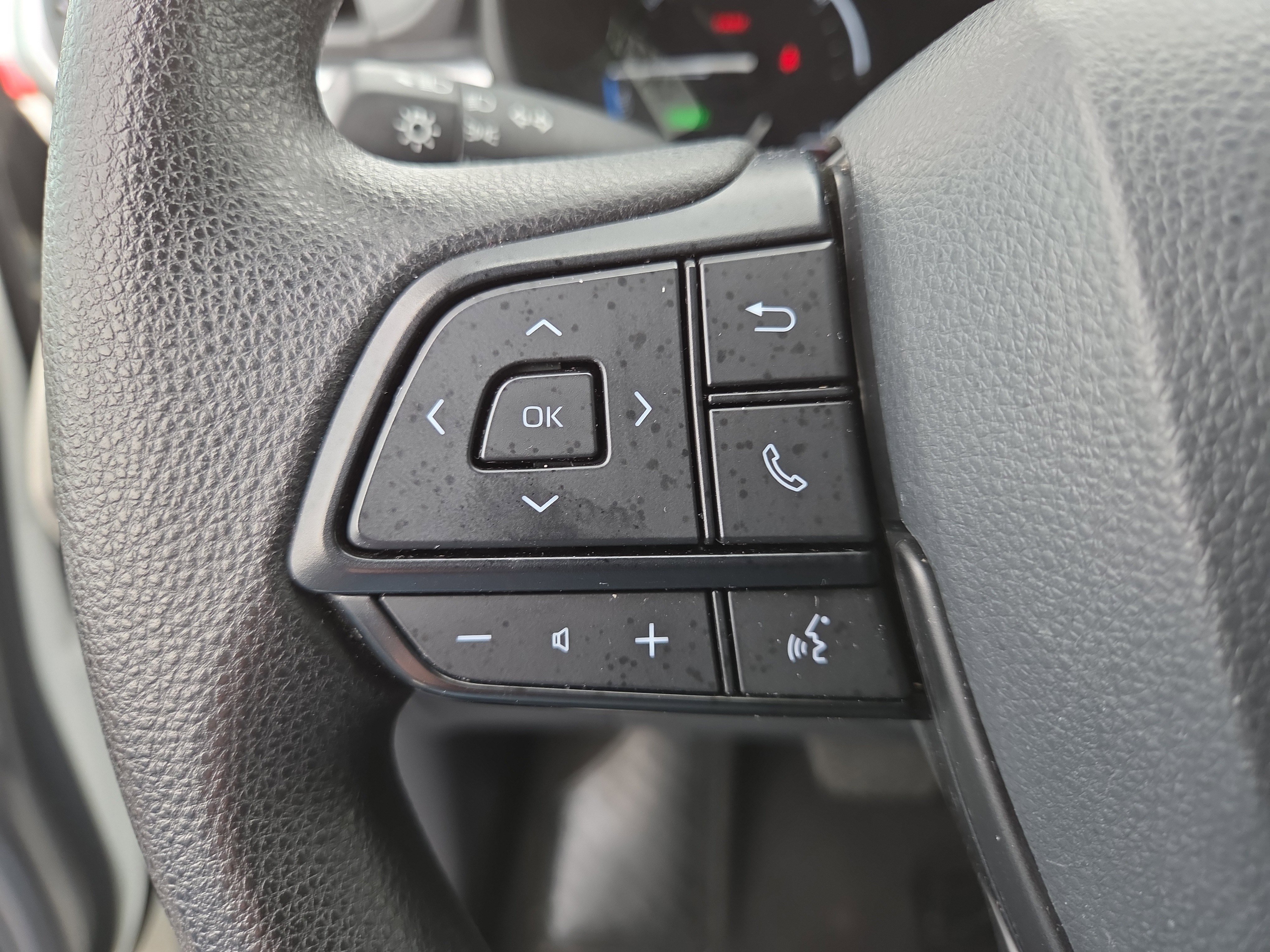 Certified 2024 Toyota Sienna LE image 27