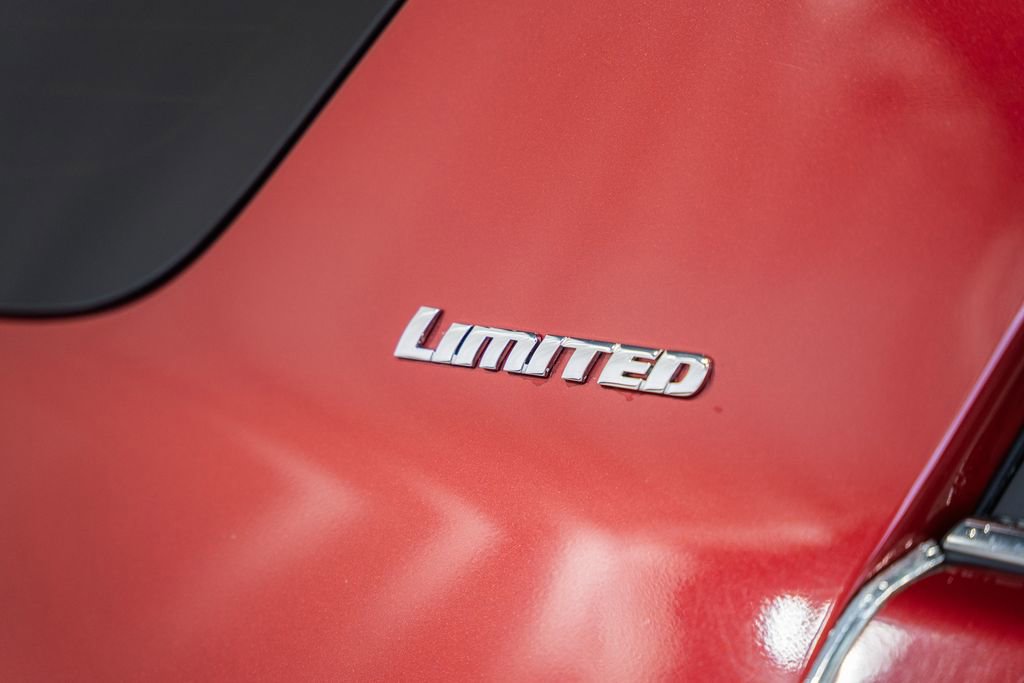 Used 2023 Toyota 4Runner Limited image 17