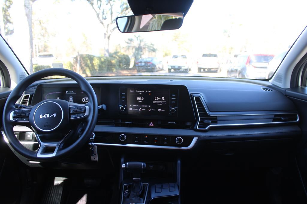 Used 2024 Kia Sportage LX image 22