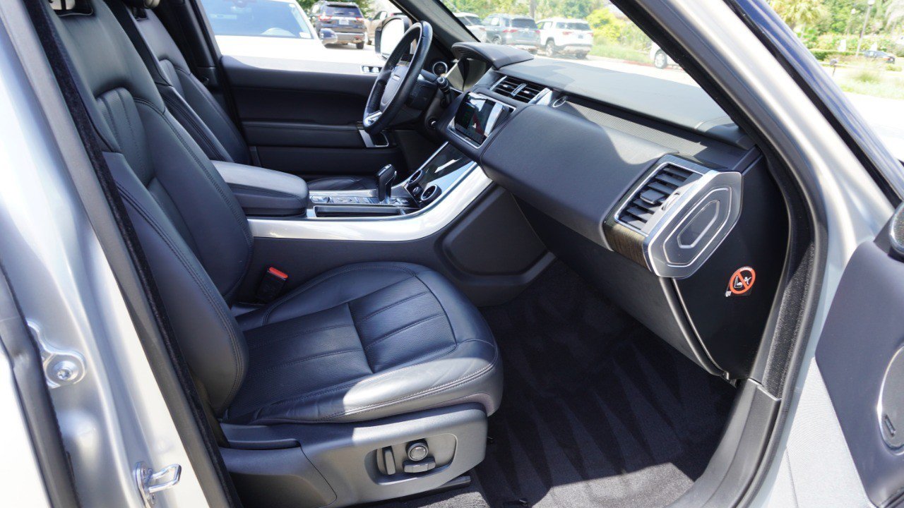 Used 2018 Land Rover Range Rover Sport HSE AWD/4WD image 14