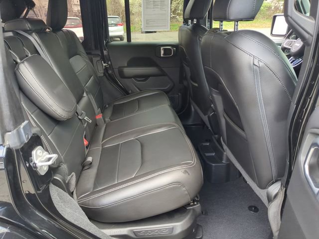 Certified 2023 Jeep Wrangler Unlimited Sahara w/ Cold Weather Group AWD/4WD image 17