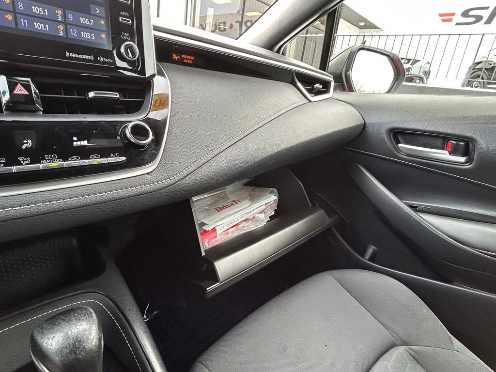 Used 2022 Toyota Corolla SE image 29