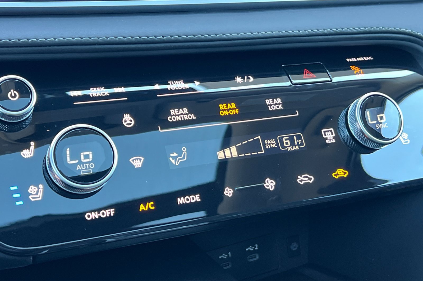 New 2026 INFINITI QX60 Luxe w/ Cargo Package image 24