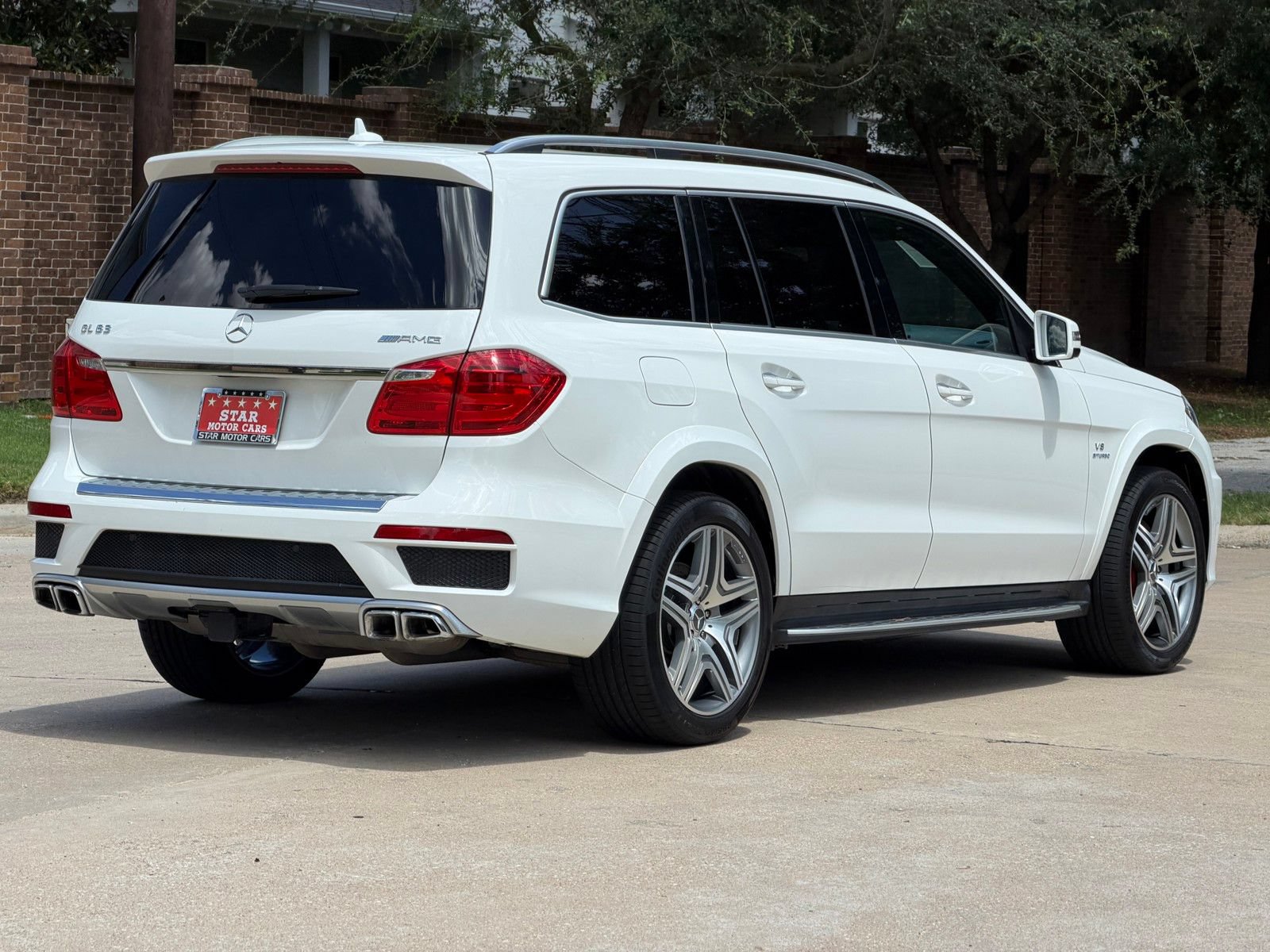 Used 2016 Mercedes-Benz GL 63 AMG 4MATIC image 14