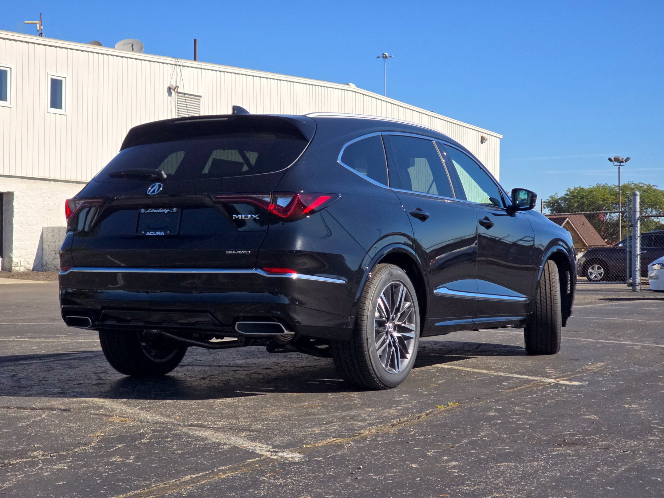 New 2026 Acura MDX w/ Advance Package AWD/4WD image 4