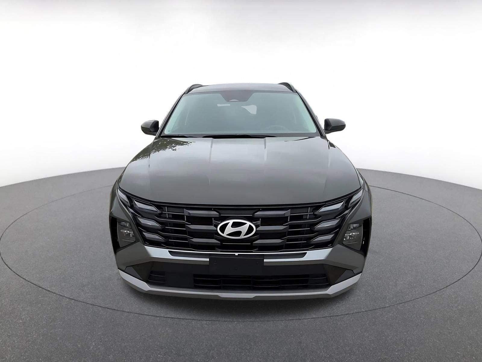 Used 2025 Hyundai Tucson SEL FWD image 4