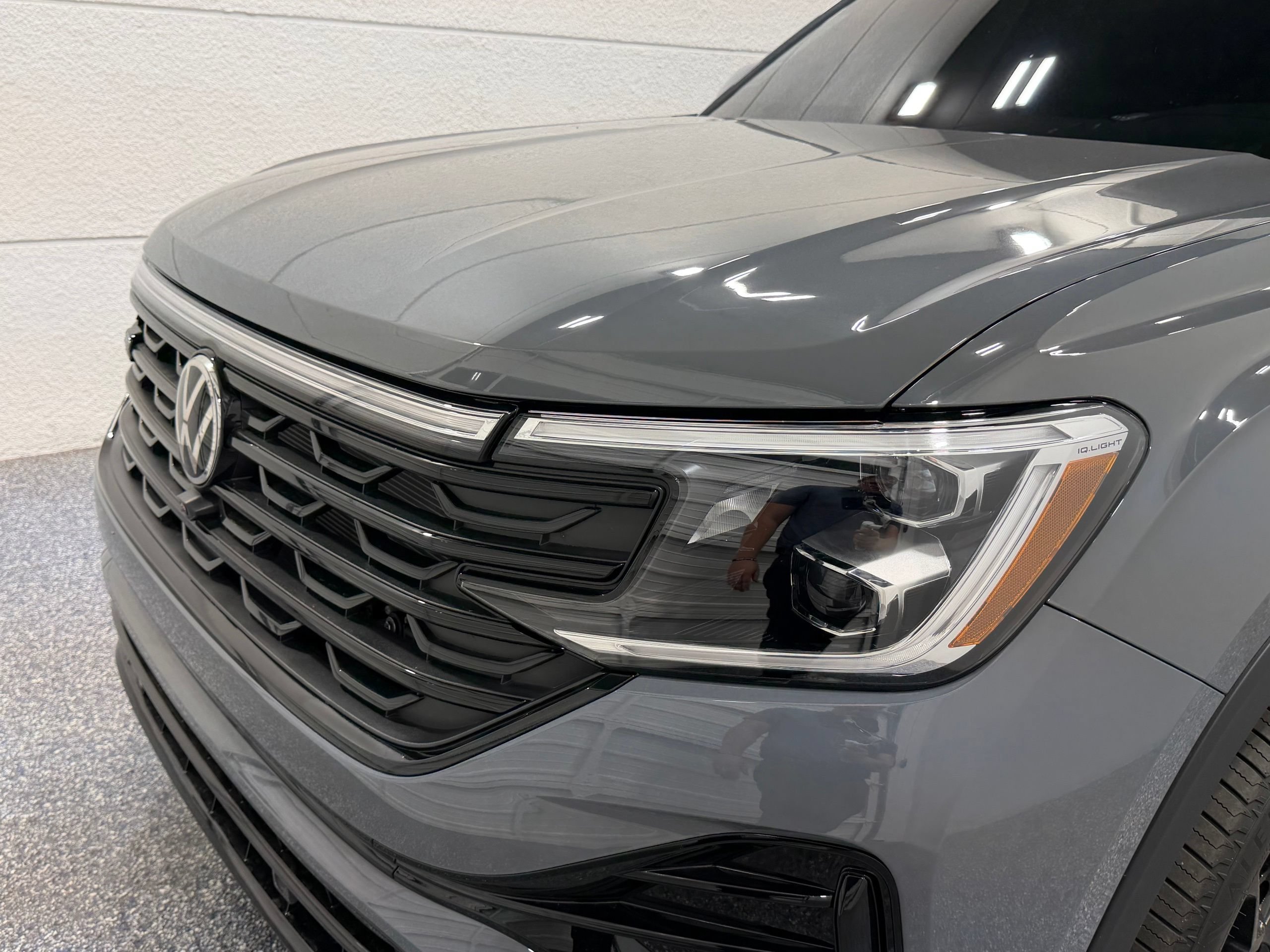 New 2026 Volkswagen Atlas Cross Sport SEL Premium R-Line AWD/4WD image 16