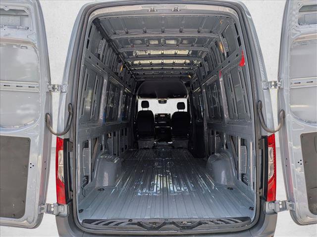 Used 2023 Mercedes-Benz Sprinter 2500 w/ Acoustic Package image 6