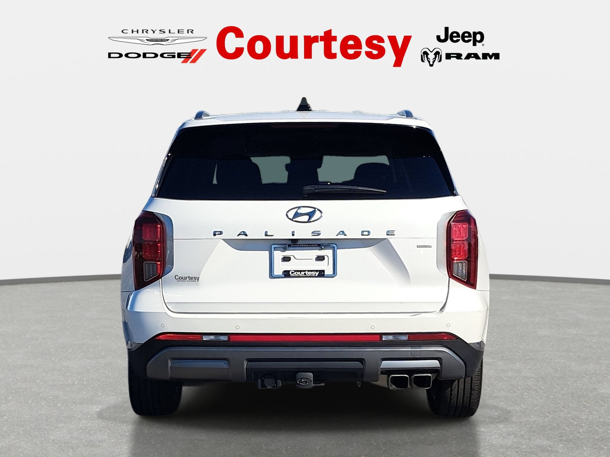 Used 2025 Hyundai Palisade SEL AWD/4WD image 5