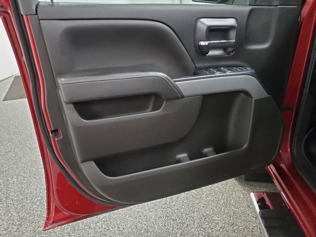 Used 2018 Chevrolet Silverado 1500 LT w/ All Star Edition image 14