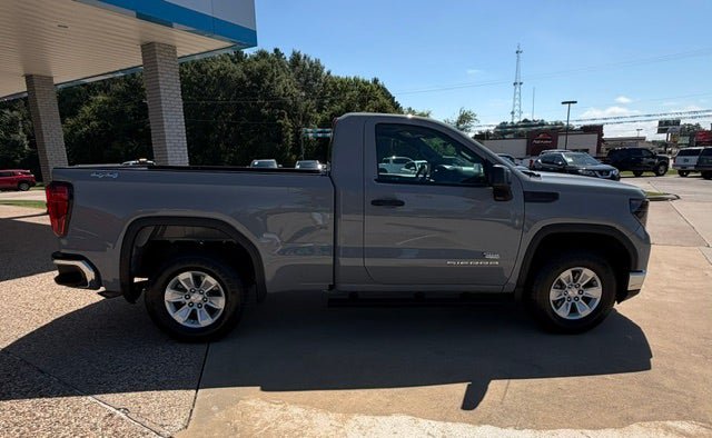 Used 2024 GMC Sierra 1500 Pro w/ Pro Value Package AWD/4WD image 2