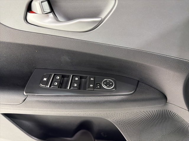 Used 2019 Kia Forte LXS image 11
