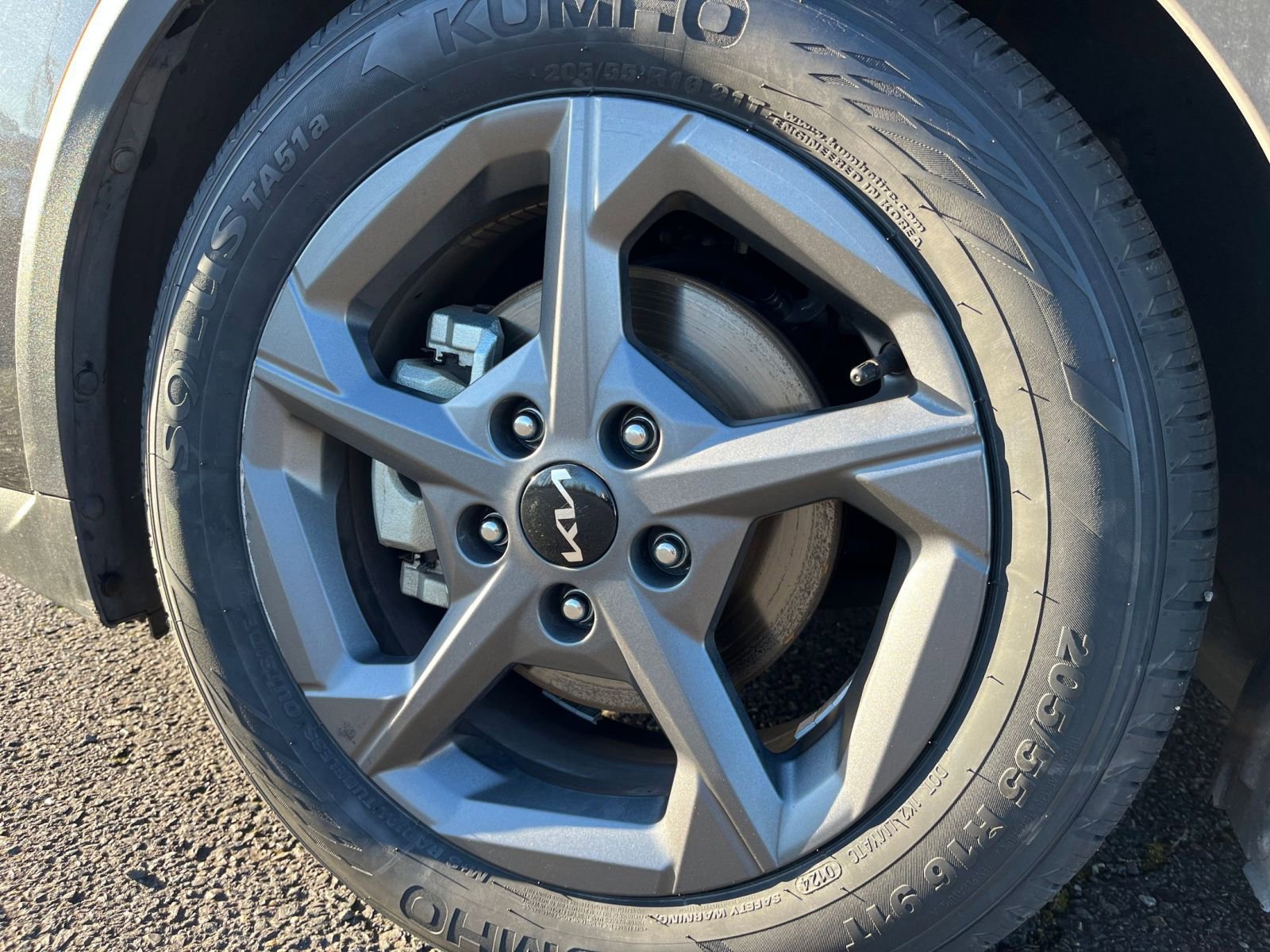 Used 2025 Kia K4 LXS image 29