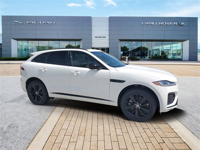 New 2026 Jaguar F-PACE R-Dynamic S image 3