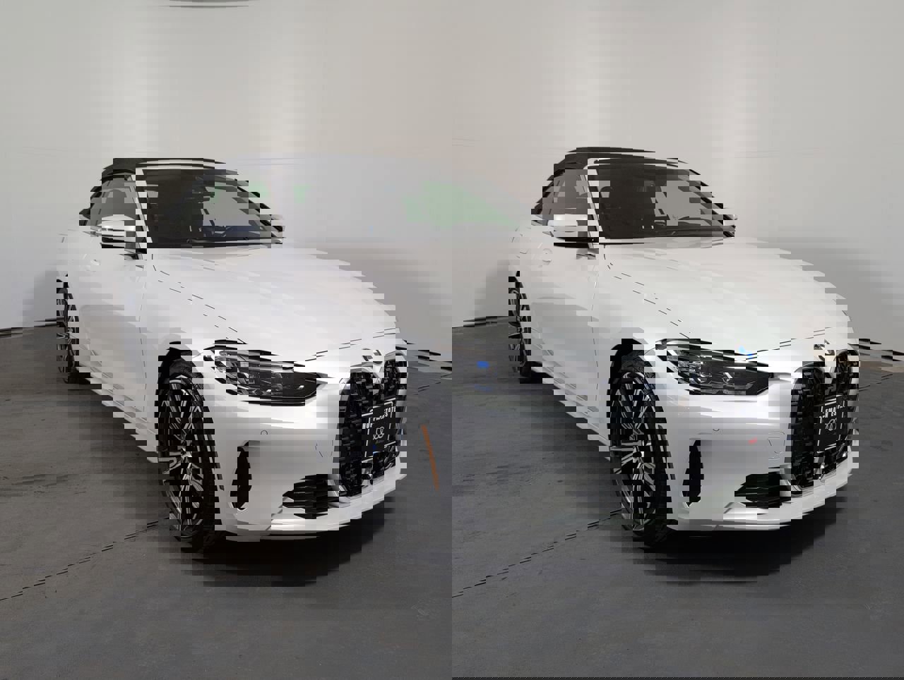 Used 2022 BMW 430i xDrive Convertible w/ Premium Package image 27