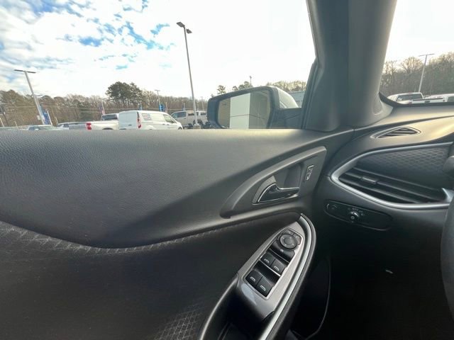 Used 2024 Chevrolet Malibu LT w/ Sport Edition image 18