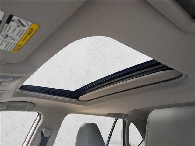 Used 2020 Toyota RAV4 XLE Premium AWD/4WD image 14