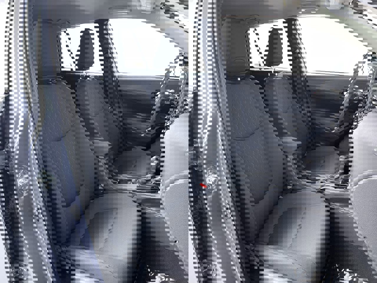 Used 2024 Toyota Corolla Cross LE image 23