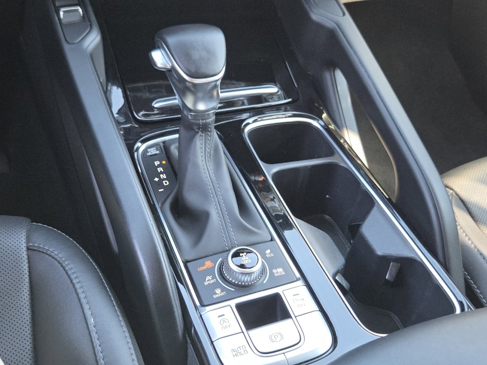 Used 2022 Kia Telluride S image 31