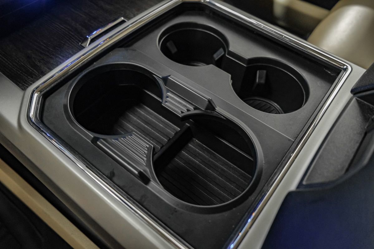 Used 2020 Ford F250 Lariat w/ Lariat Ultimate Package AWD/4WD image 24