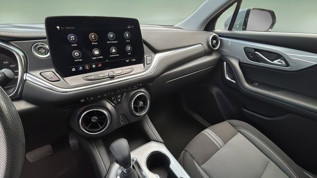 Used 2023 Chevrolet Blazer LT w/ LPO, Black Grille Bar Package image 24