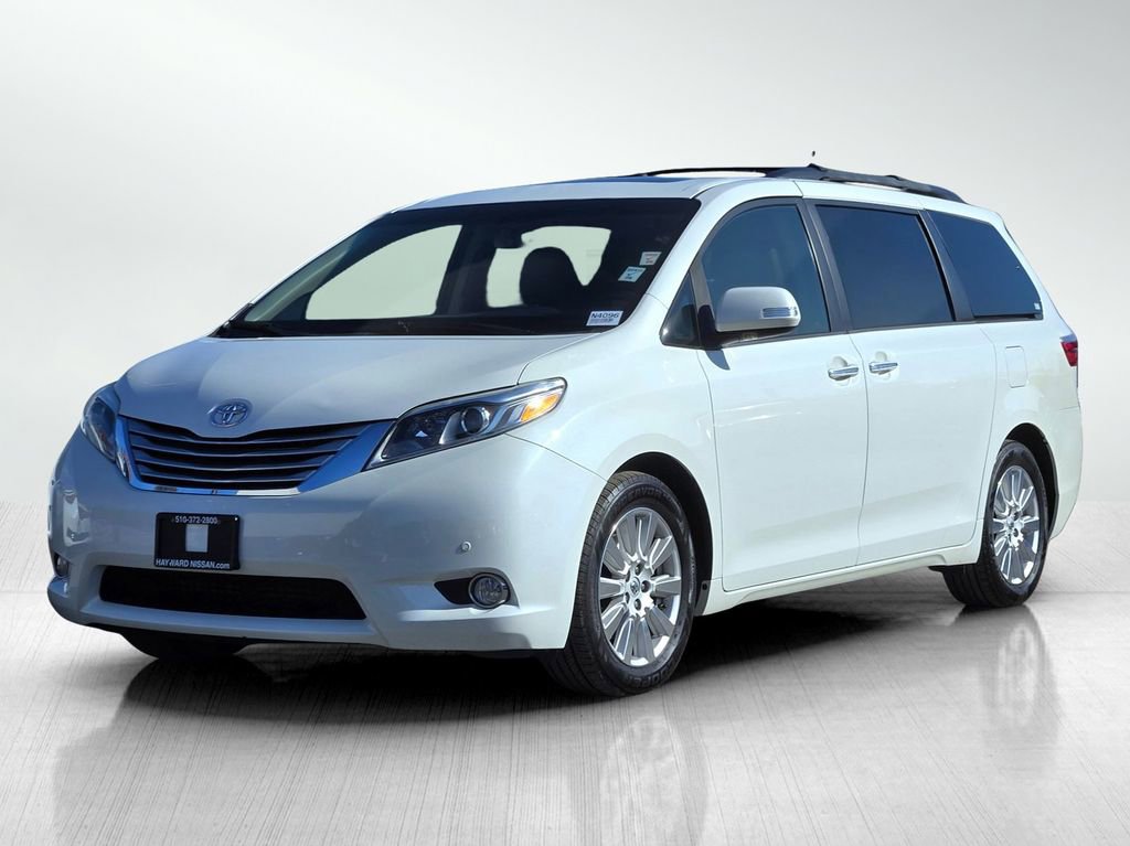 Used 2017 Toyota Sienna Limited image 8