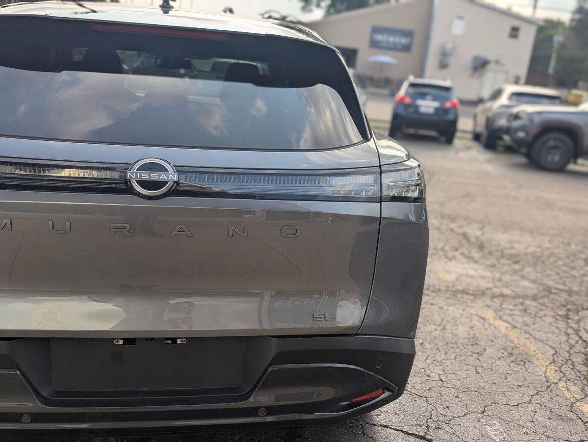 Used 2025 Nissan Murano SL w/ Cargo Package AWD/4WD image 8