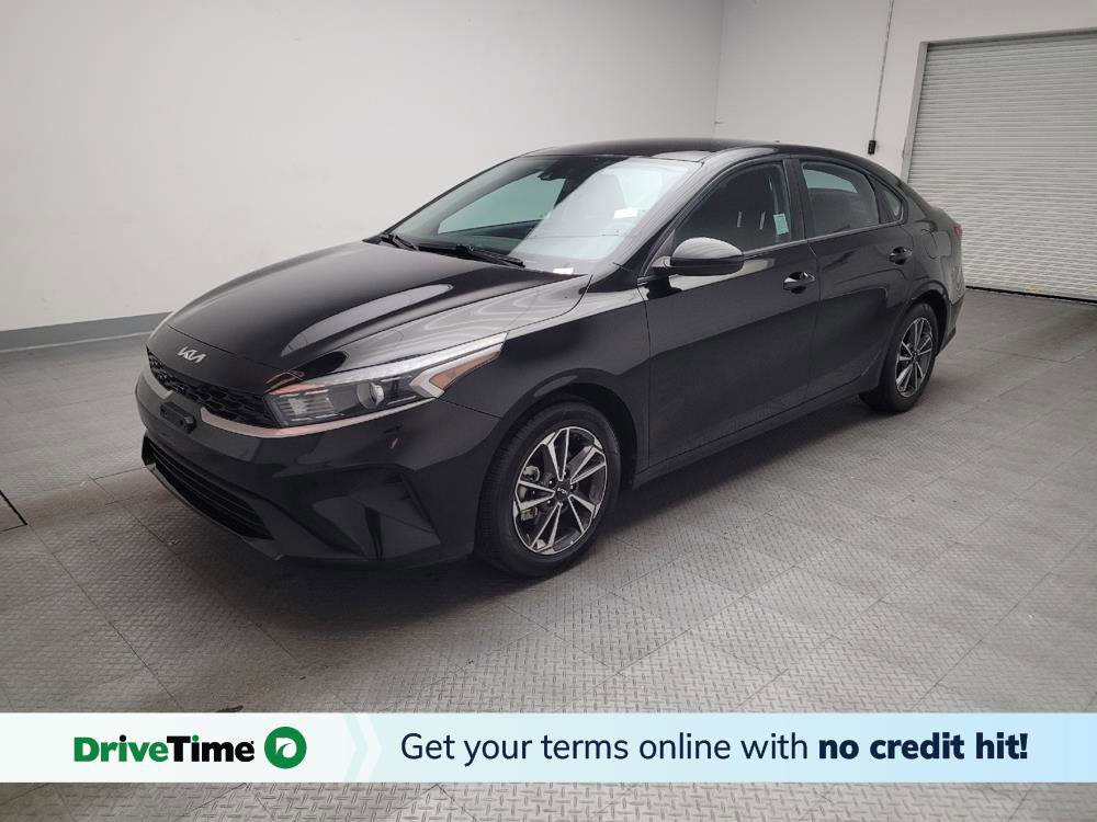 Used 2023 Kia Forte LXS image 1