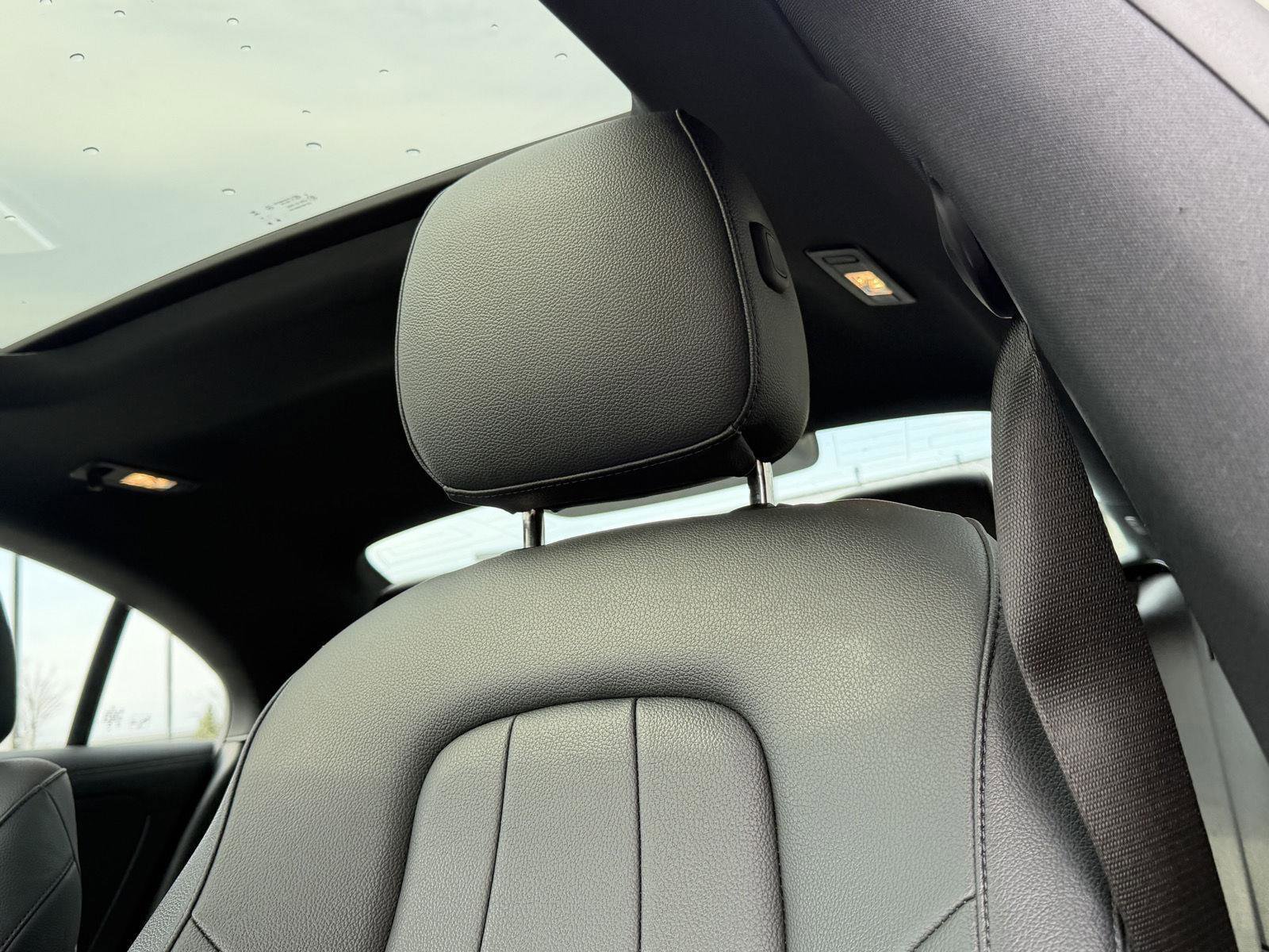 Used 2025 Mercedes-Benz CLA 250 4MATIC image 36