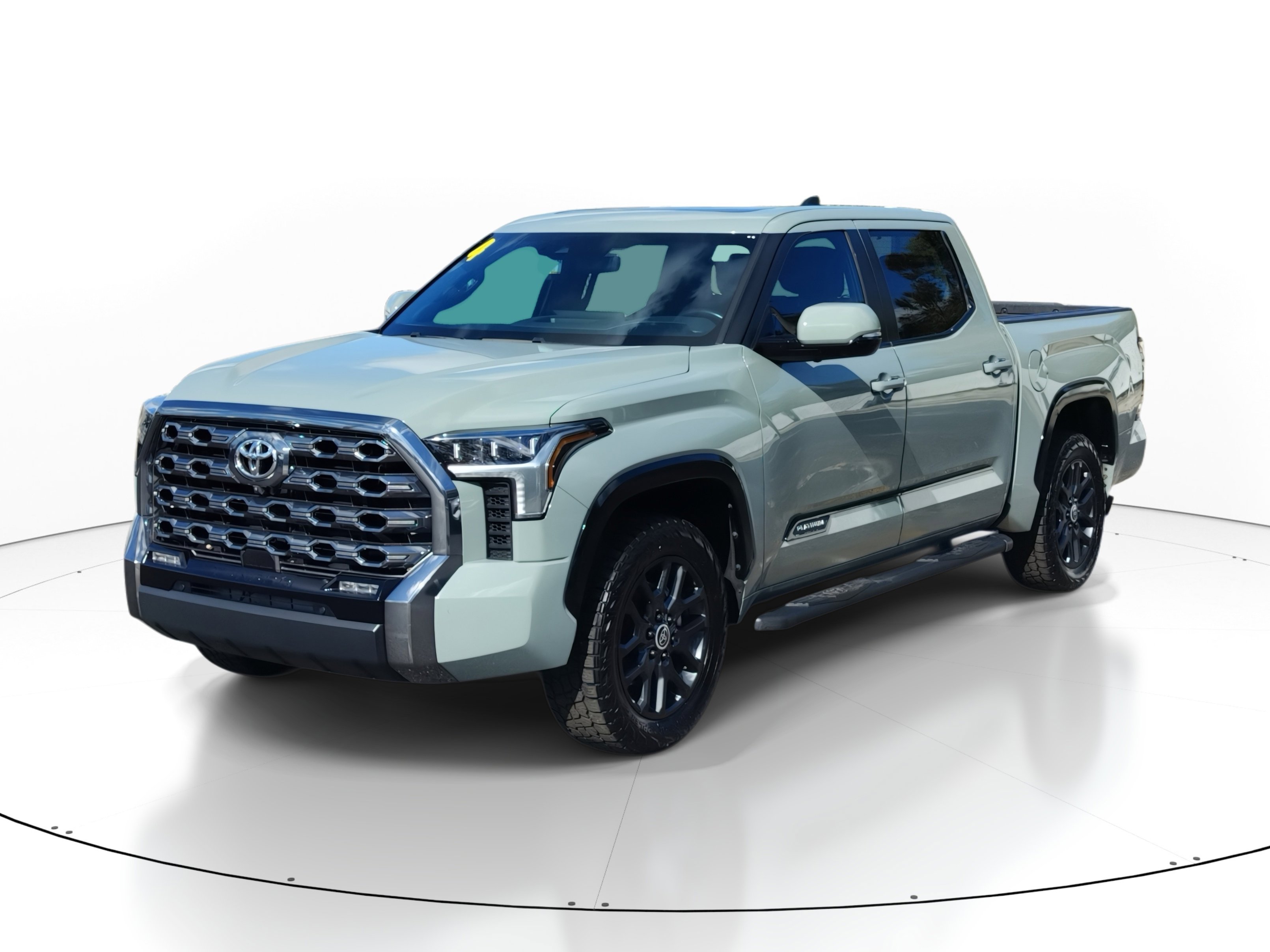 Used 2024 Toyota Tundra Platinum image 2