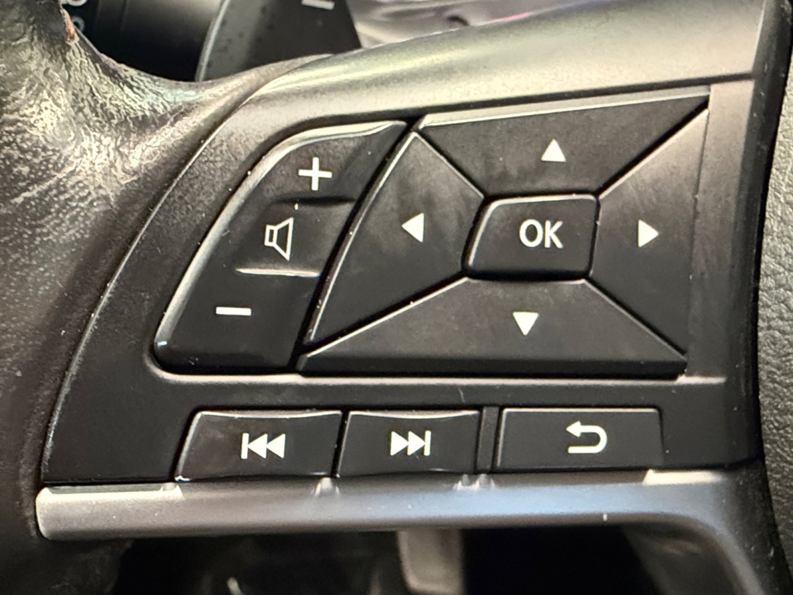 Used 2022 Nissan Altima 2.5 SR FWD image 18