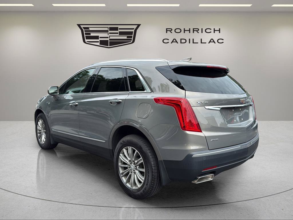 Used 2018 Cadillac XT5 Luxury w/ Driver Awareness Package AWD/4WD image 8