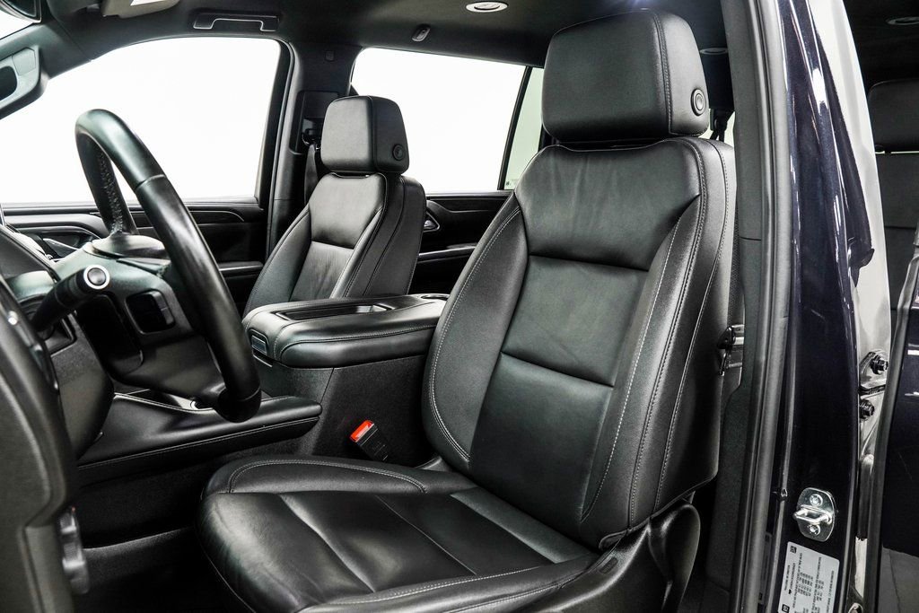 Used 2024 Chevrolet Suburban LT AWD/4WD image 37