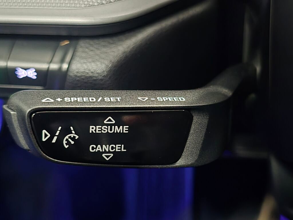 Certified 2022 Porsche 911 Carrera image 40